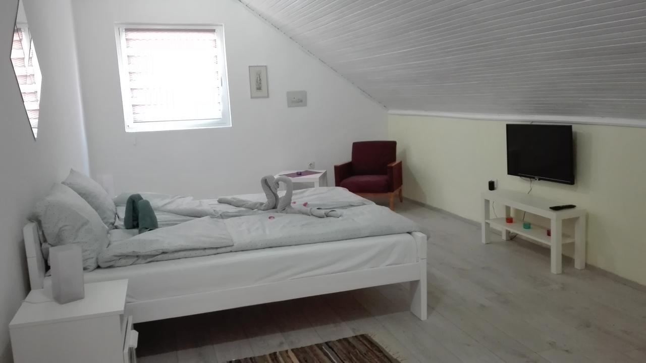 Apartment Dixy Белград Екстериор снимка