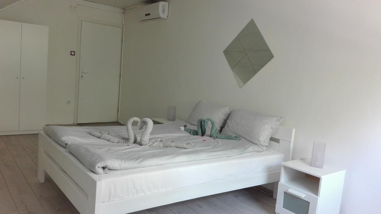 Apartment Dixy Белград Екстериор снимка